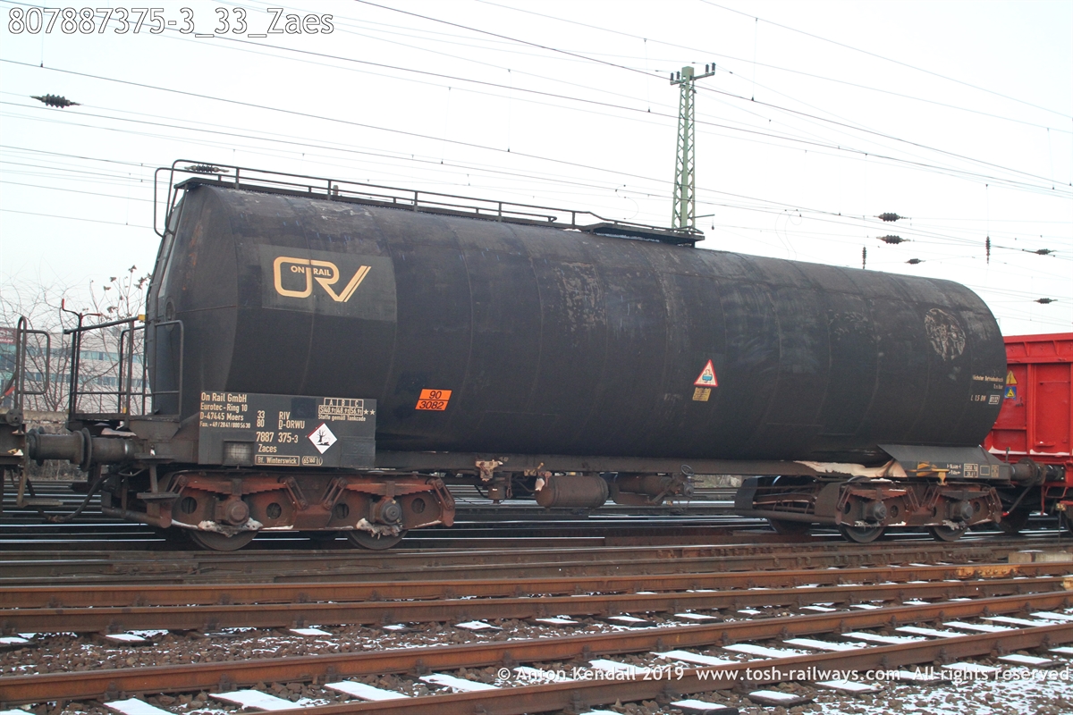 807887375-3_33_Zaes.JPG